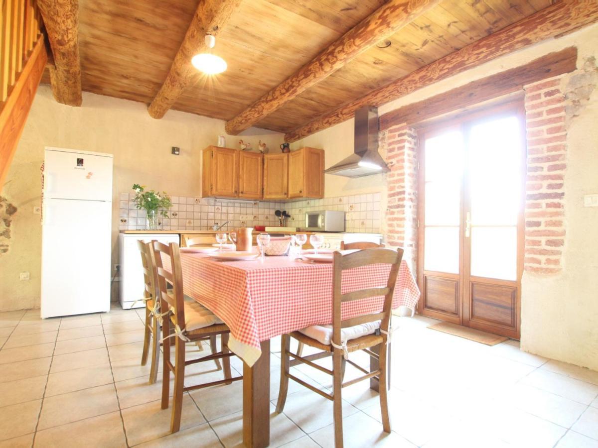 Charmante Maison De Ferme Avec Cour Fermee, Proche Loisirs Et Nature - Fr-1-582-191 Villa Aurec-Sur-Loire Exteriör bild